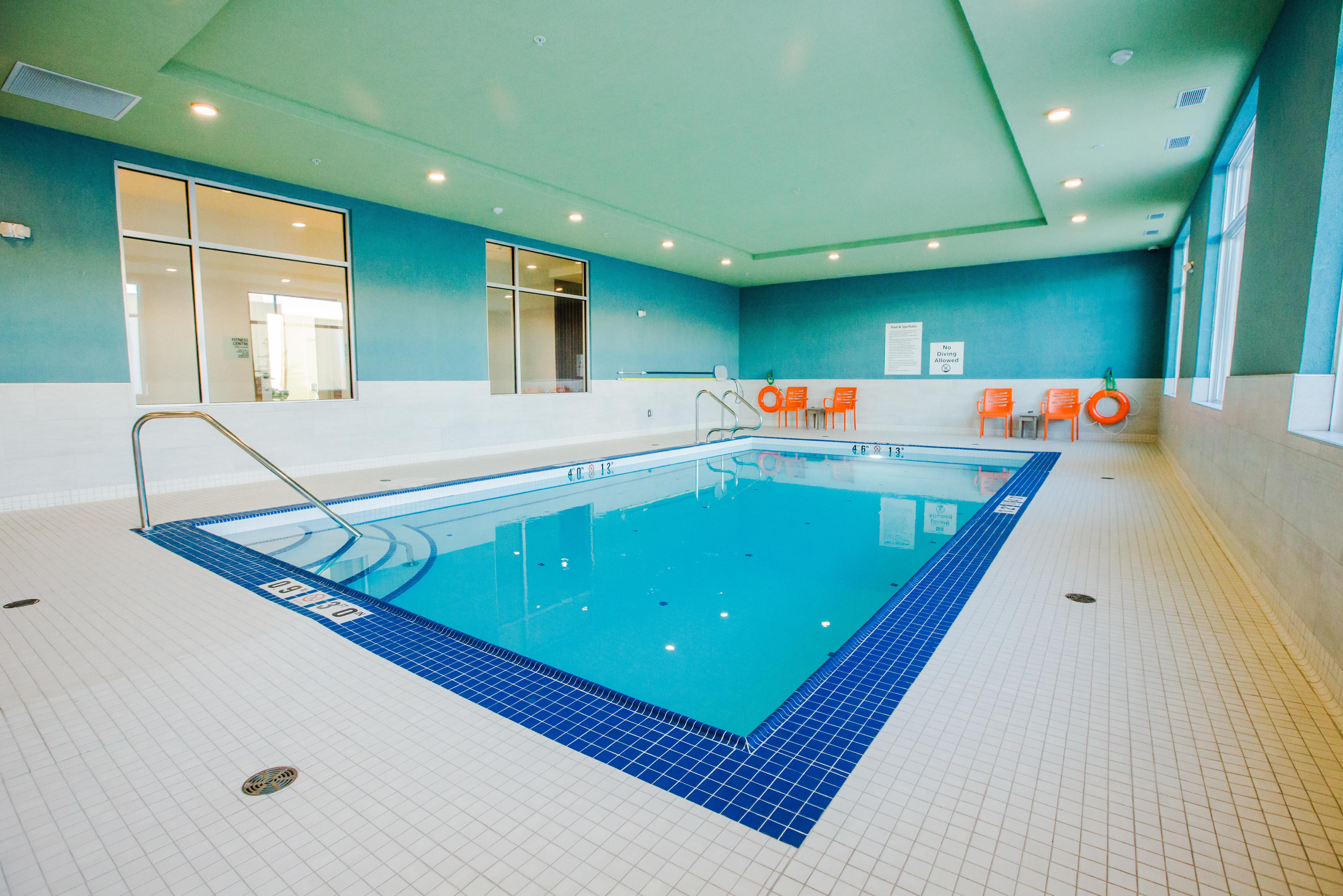 Candlewood Suites West Edmonton - Mall Area By Ihg Ngoại thất bức ảnh