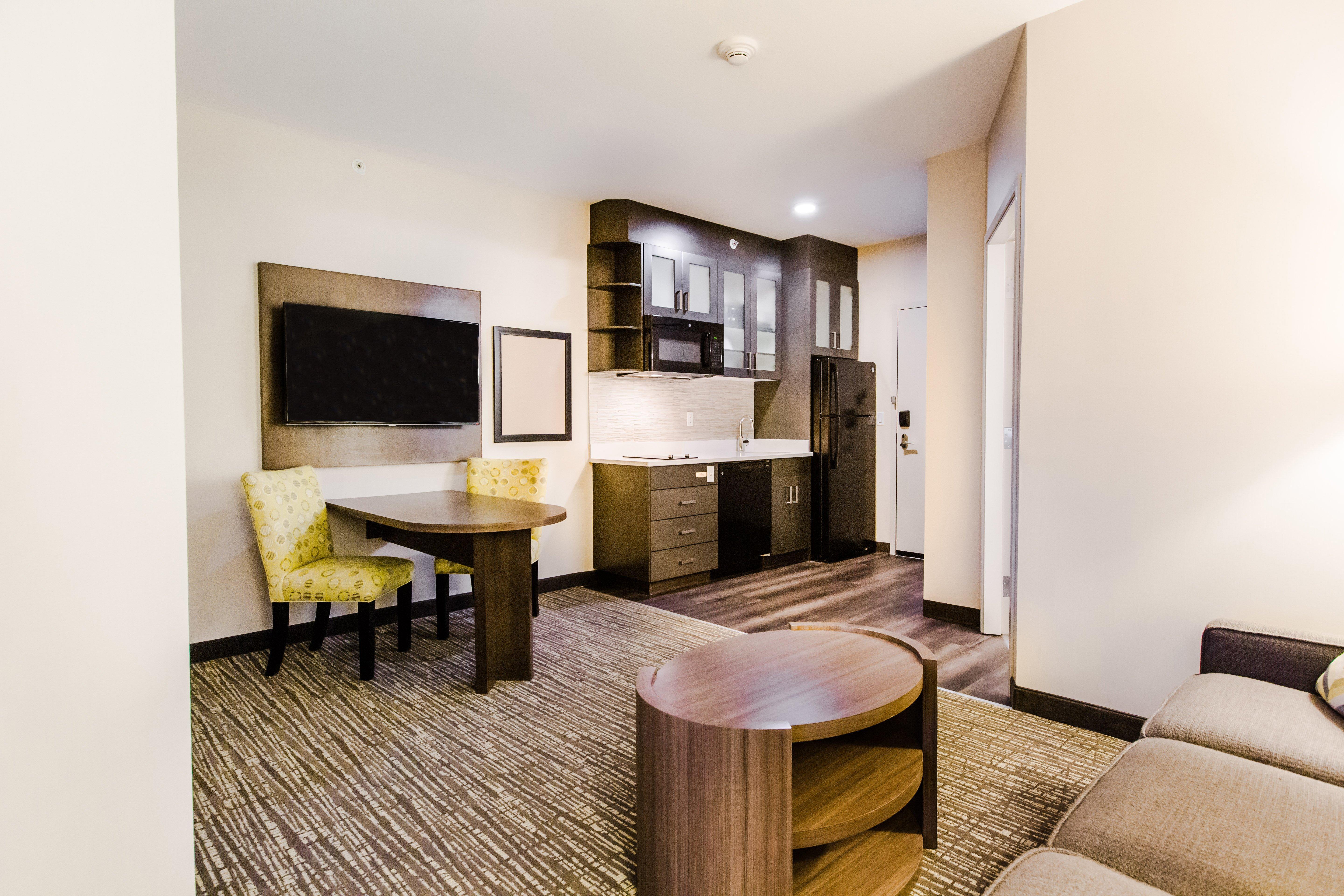 Candlewood Suites West Edmonton - Mall Area By Ihg Ngoại thất bức ảnh