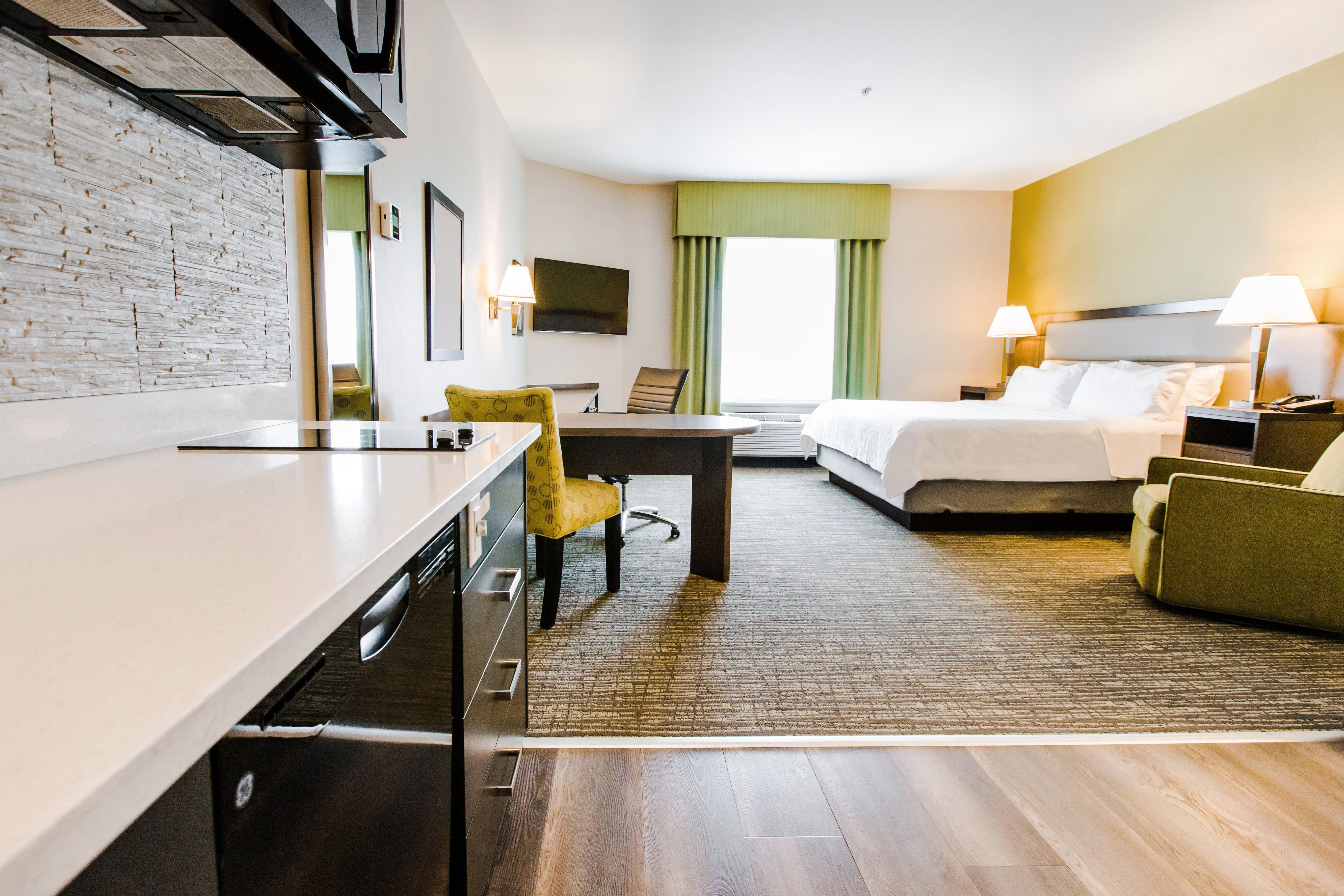 Candlewood Suites West Edmonton - Mall Area By Ihg Ngoại thất bức ảnh