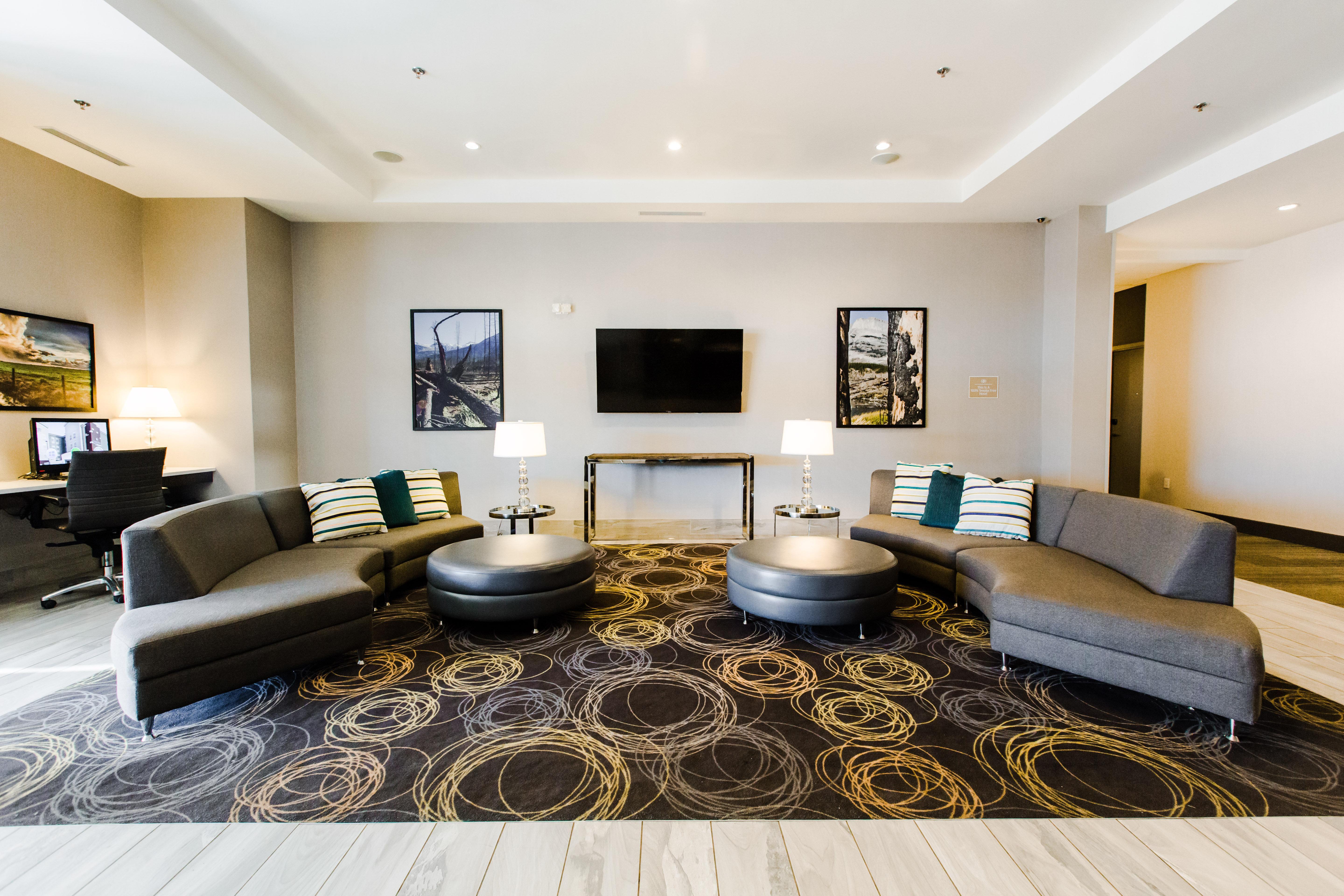 Candlewood Suites West Edmonton - Mall Area By Ihg Ngoại thất bức ảnh